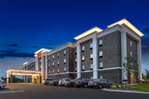 Hampton Inn Oakdale Exterior